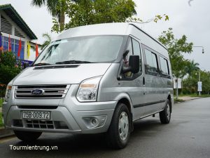 16 chỗ ford transit