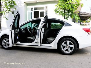 Chevrolet Cruze 4 chỗ