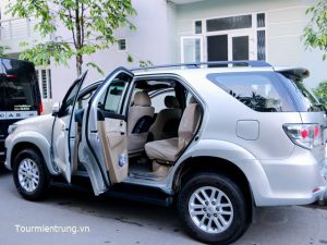 thuê xe Toyota Fortuner